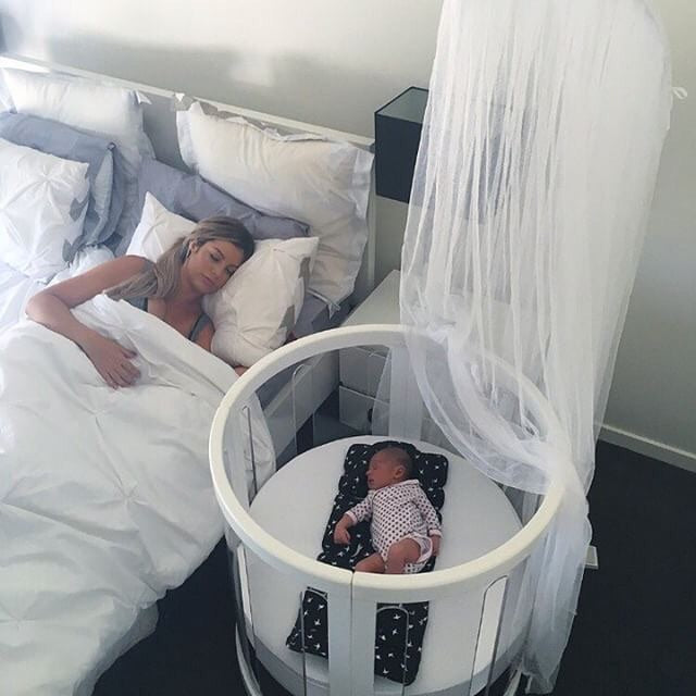 Cot Net & Stand-White